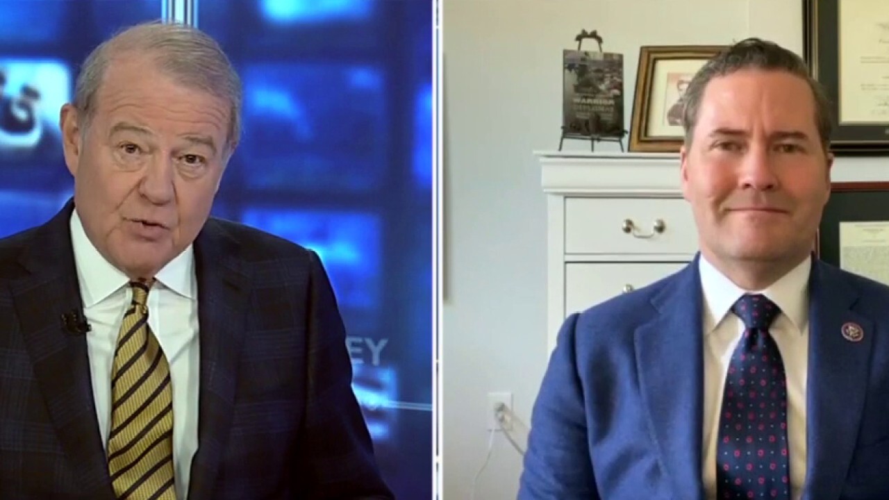  Biden has US in a ‘lose-lose’ situation by sending aid to Afghanistan: Rep. Mike Waltz