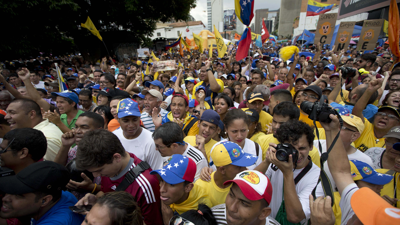 Fmr. Amb. to Venezuela: Things will get worse in Venezuela