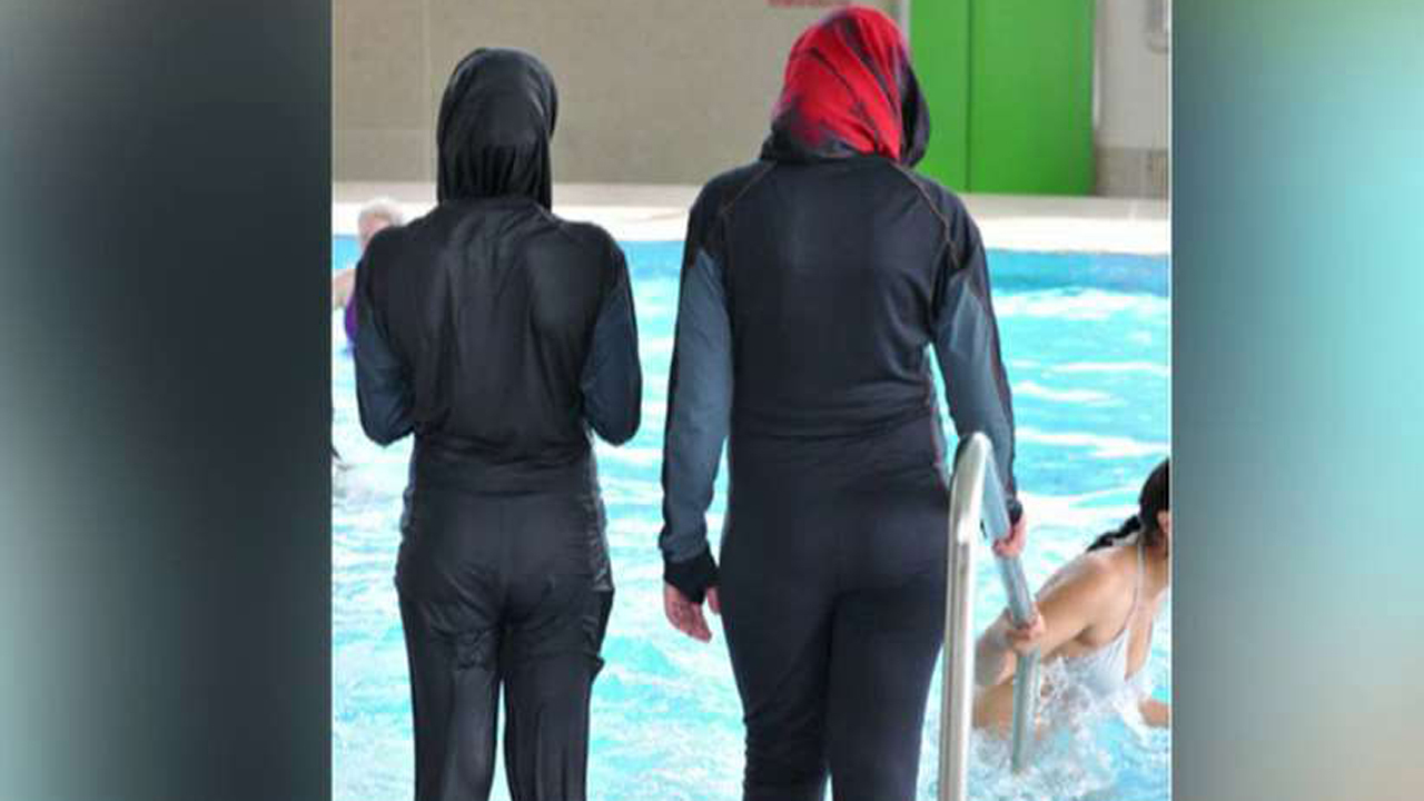 France’s PM backs banning of burkinis