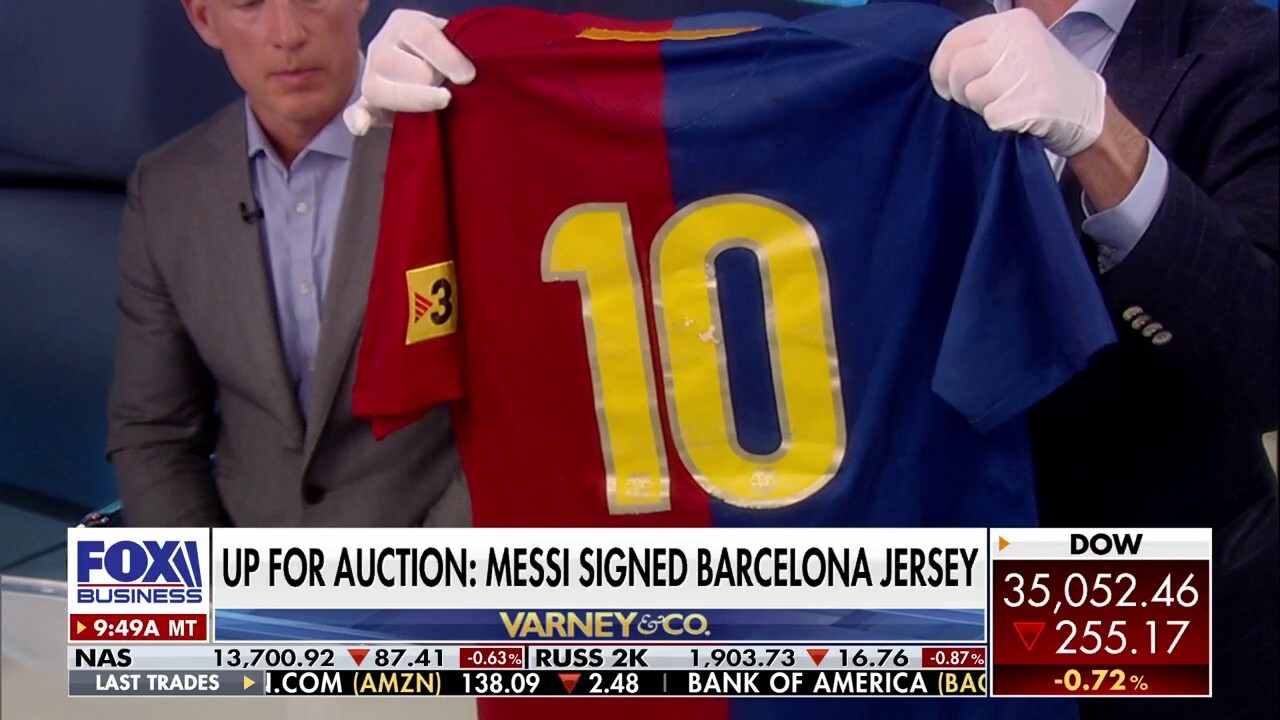Messi signed Barcelona jersey goes up for auction