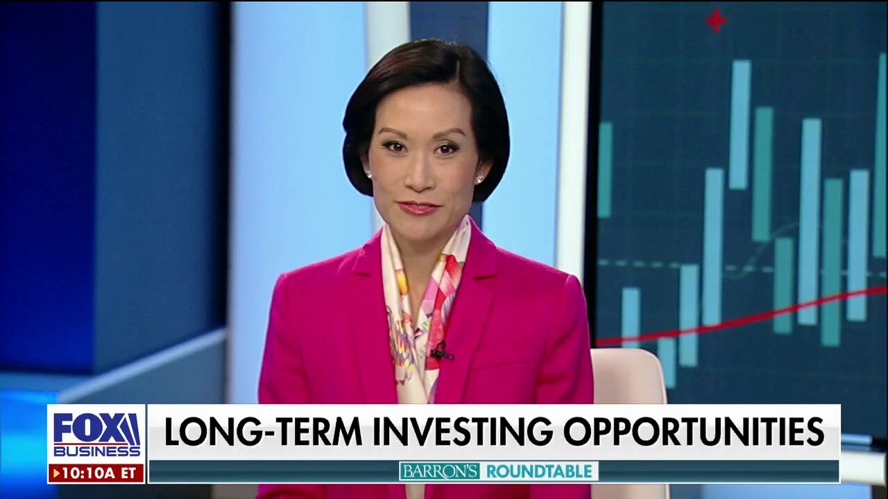 Citi Private Bank Global Head Ida Liu provides her outlook for global growth, the impact of digitization on investors as well as U.S.- China tensions. 