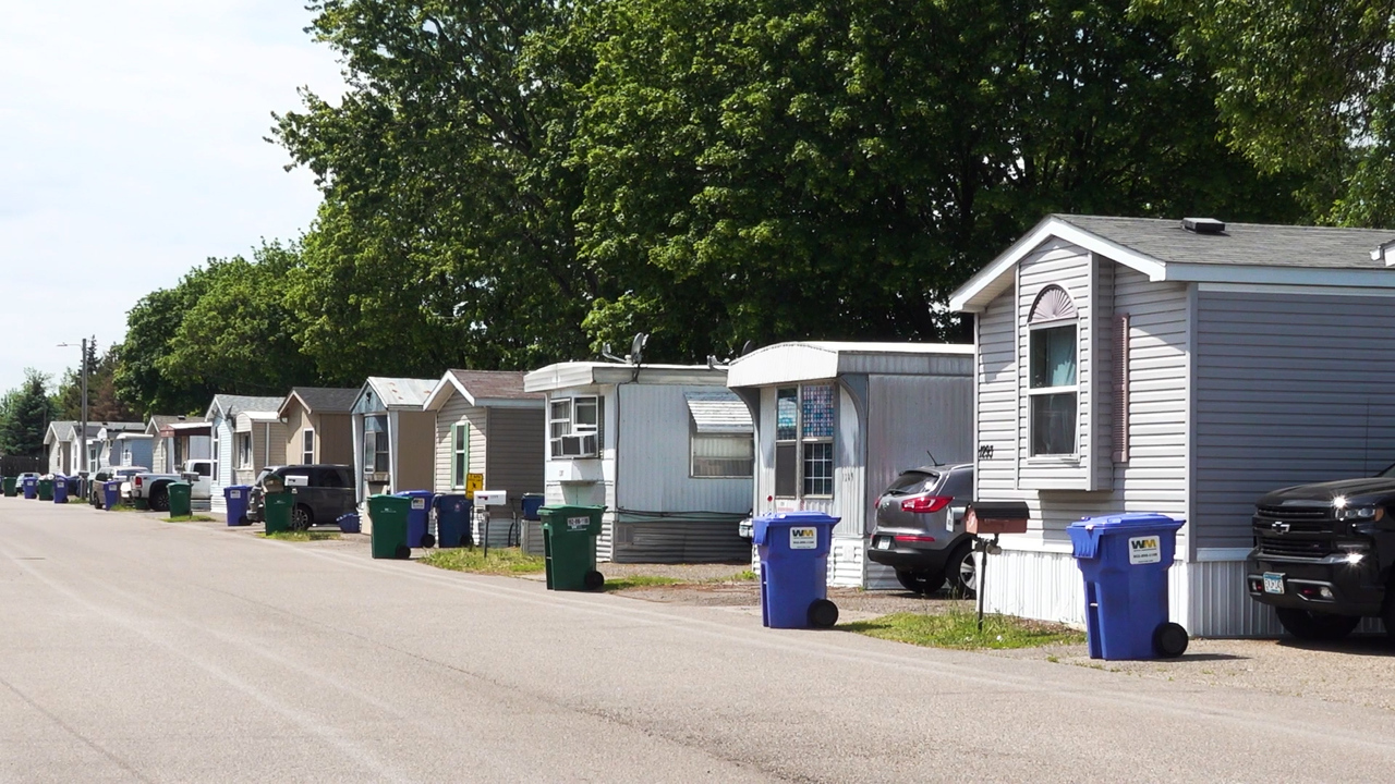 Mobile Home Rent Increases Skyrocketing As Corporations Take Ownership   Image 