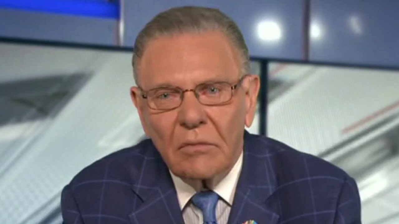 Gen. Jack Keane on why he's suspicious of Russia's response to damaged pipelines