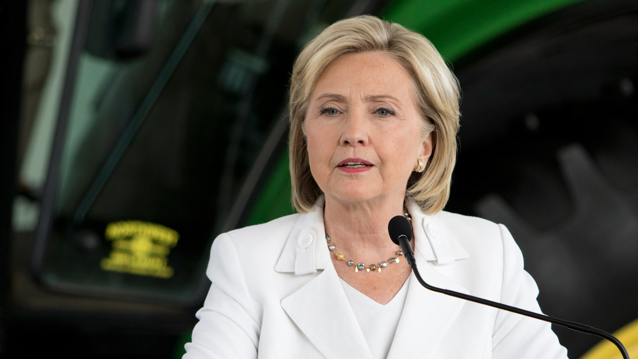 Report: Aides resisted DOS suggestion that Clinton use State.gov email account