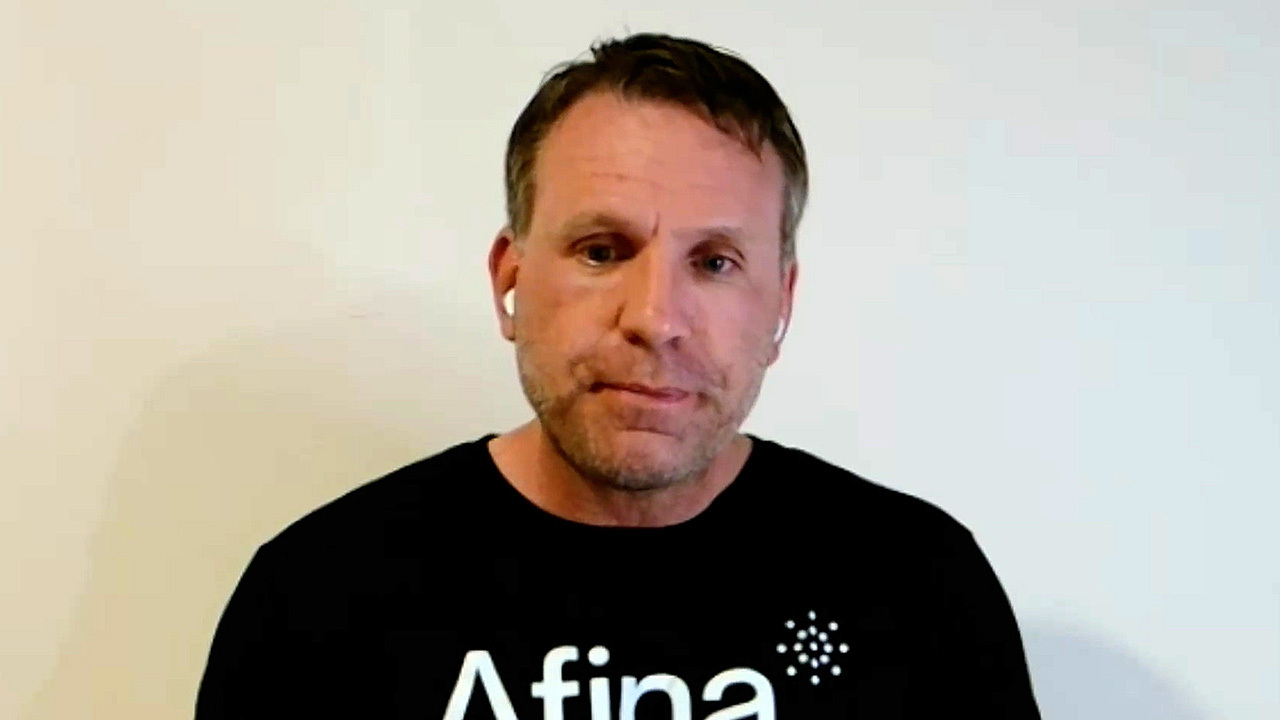Entrepreneur Ramon van Meer offered customers a choice between a foreign-made product, or the same item made in the U.S. at a much higher cost. The results were overwhelming.
