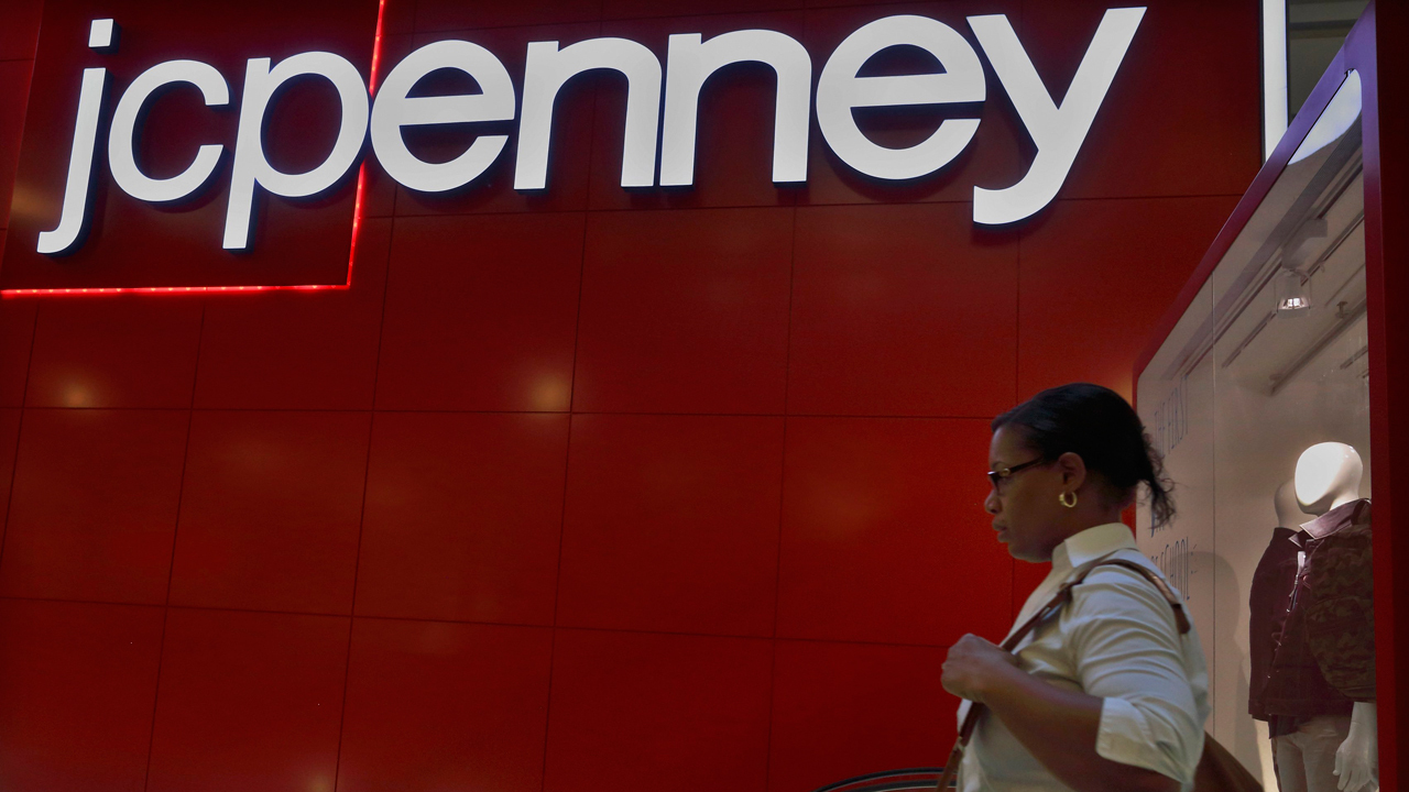Fmr. JC Penney CEO Questrom: Merchandise has to sing to people