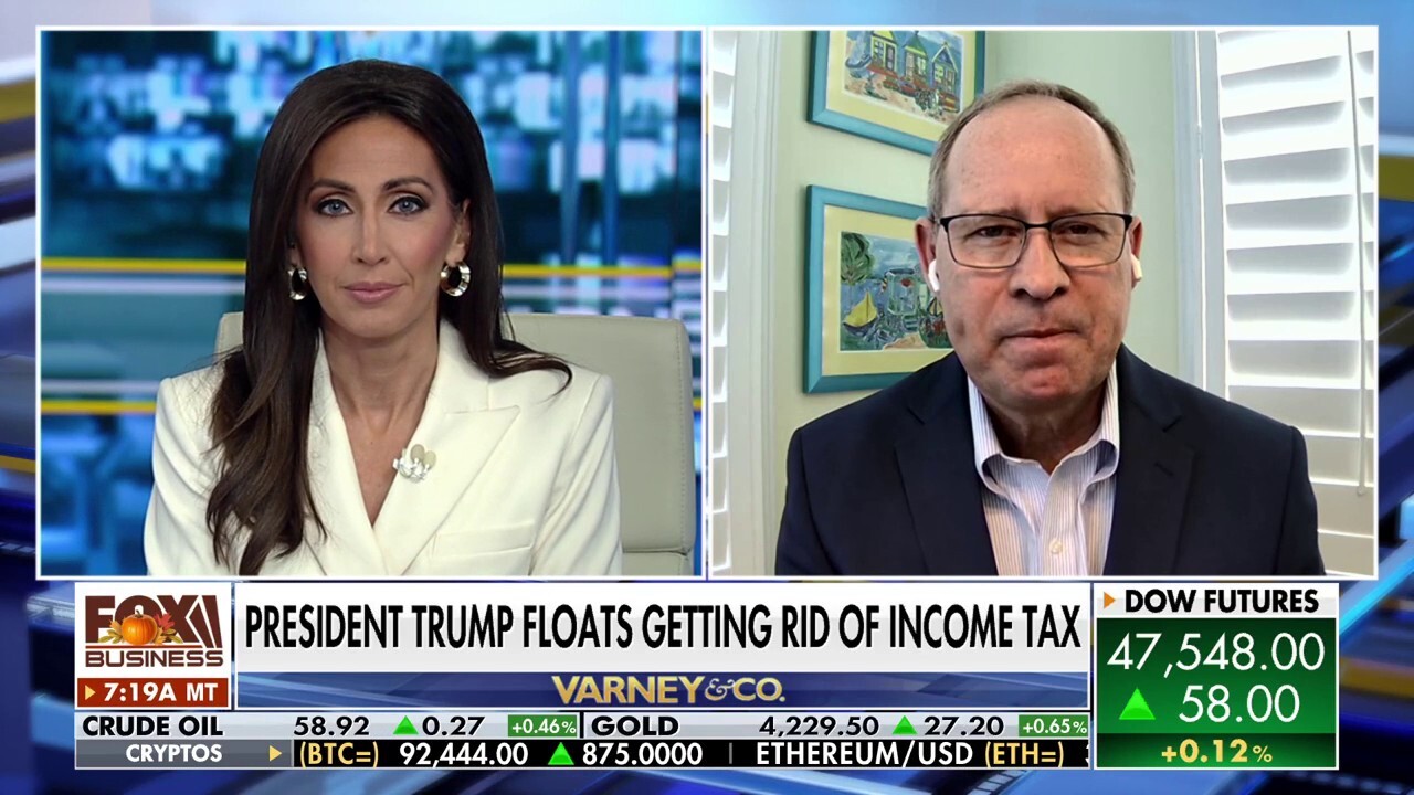 Rep. Greg Murphy, R-N.C., discusses President Donald Trumps remarks on extending Obamacare subsidies, his idea to get rid of the income tax and the unveiling of reverse migration in the wake of the D.C. National Guard attack, on Varney & Co.