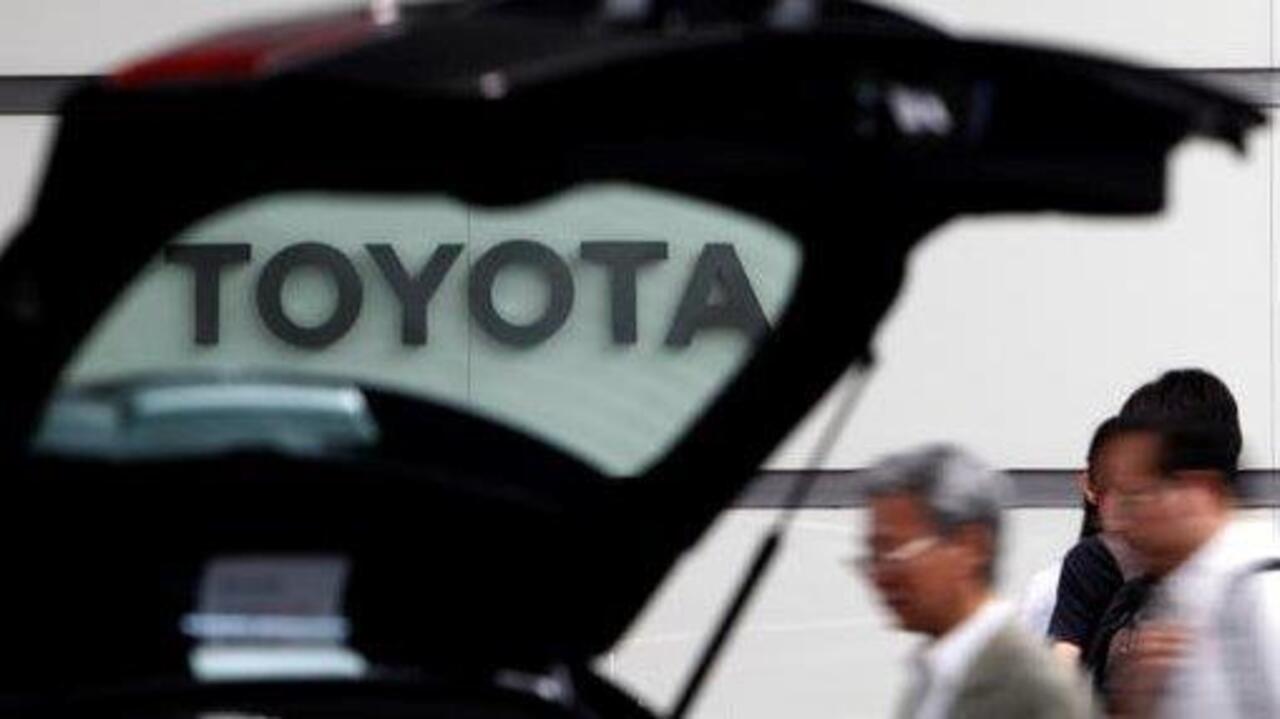 Toyota CEO: Border tax will cost car industry jobs 