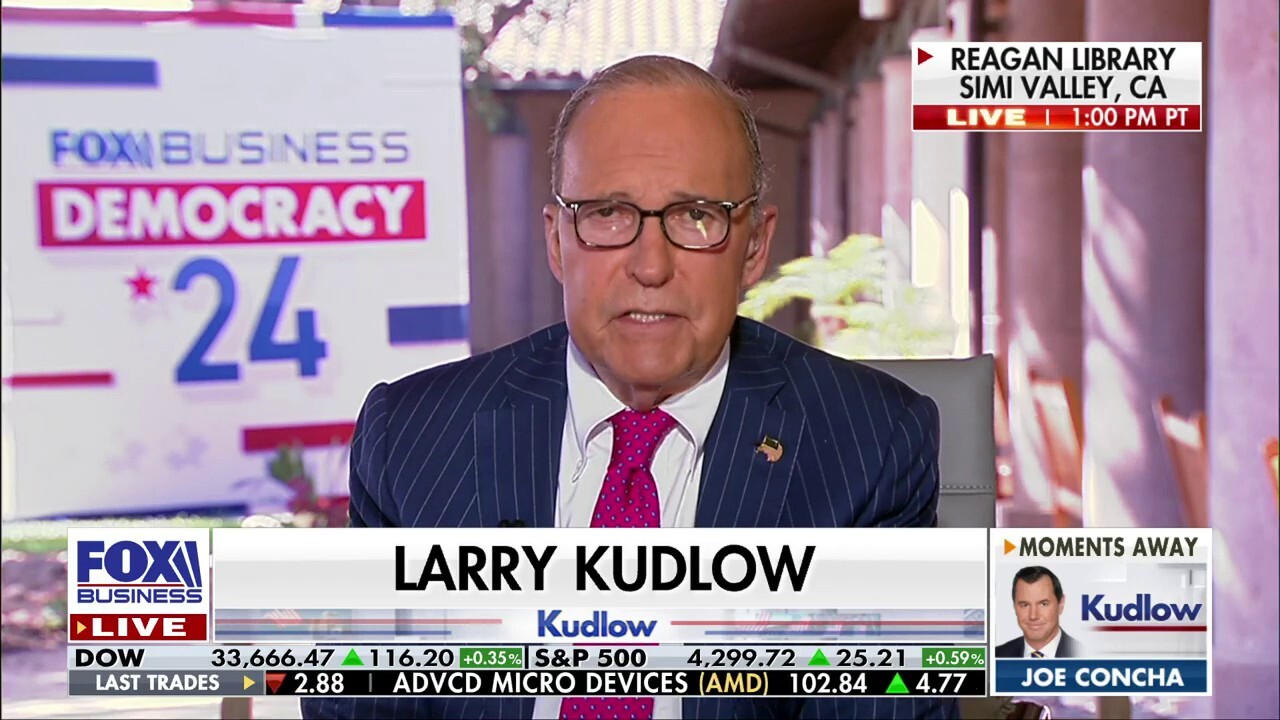 FOX Business host Larry Kudlow explains why the former president has a frontrunner's status on 'Kudlow.' 