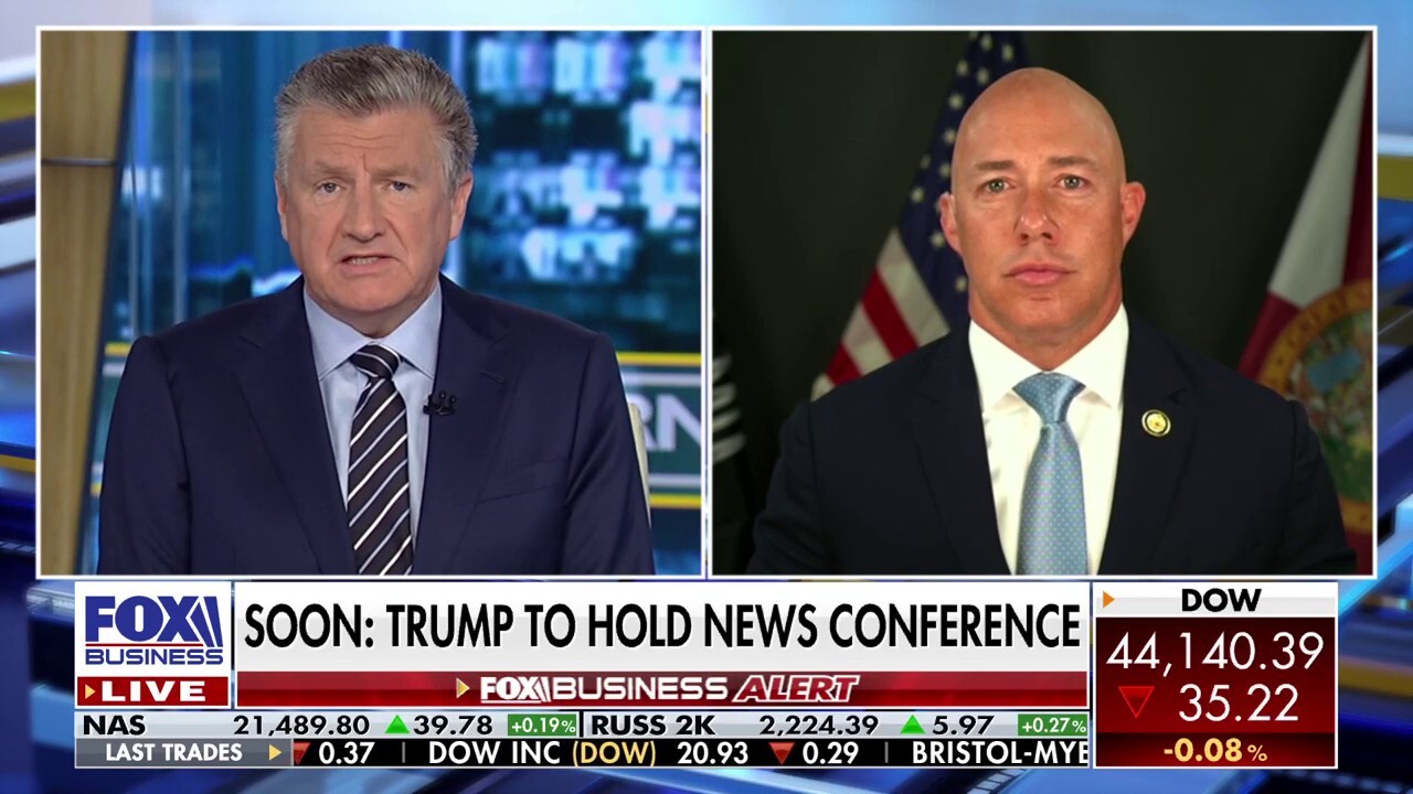 GOP lawmaker urges Trump to issue 'painful' ultimatums to Russia