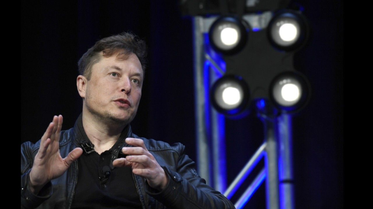 Elon Musk using Twitter to ‘stir the pot’: Market strategist