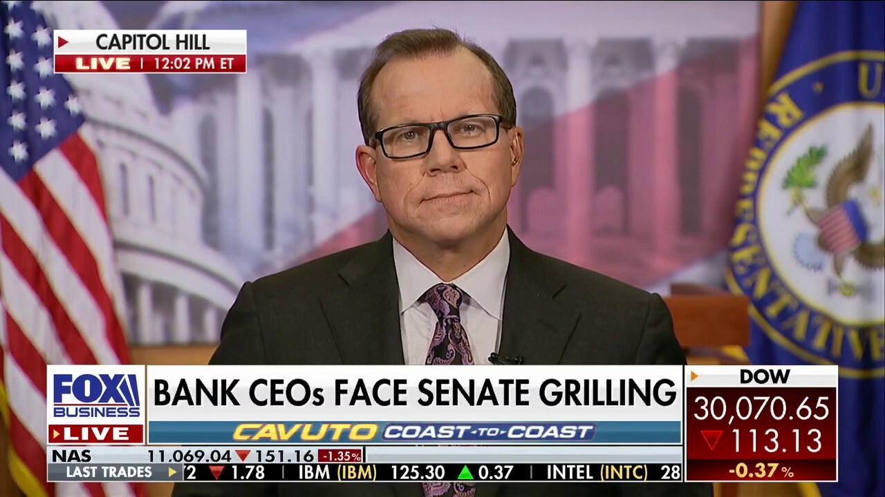 Fox News congressional correspondent Chad Pergram reports the latest on bank CEOs facing questions from the U.S. Senate.