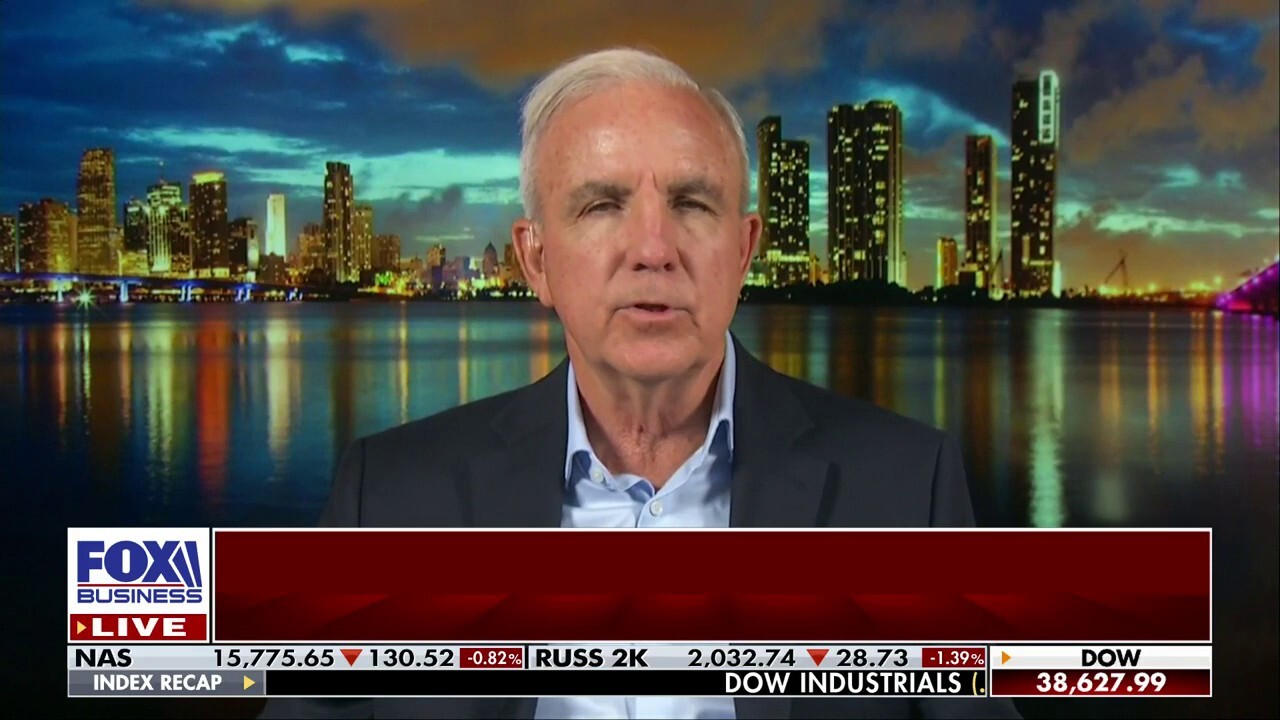  Biden is trying to flip the border narrative on Republicans: Rep. Carlos Gimenez