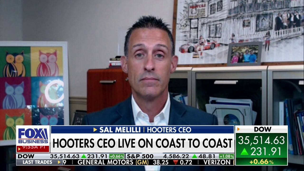 Hooters keeps prices low as consumers continue to be ‘punished’ by economy: Sal Melilli