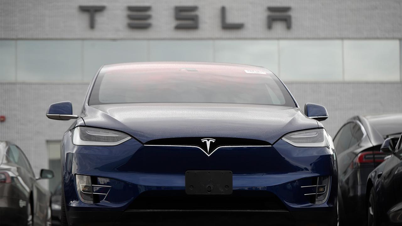 Tesla puts the brakes on short sellers