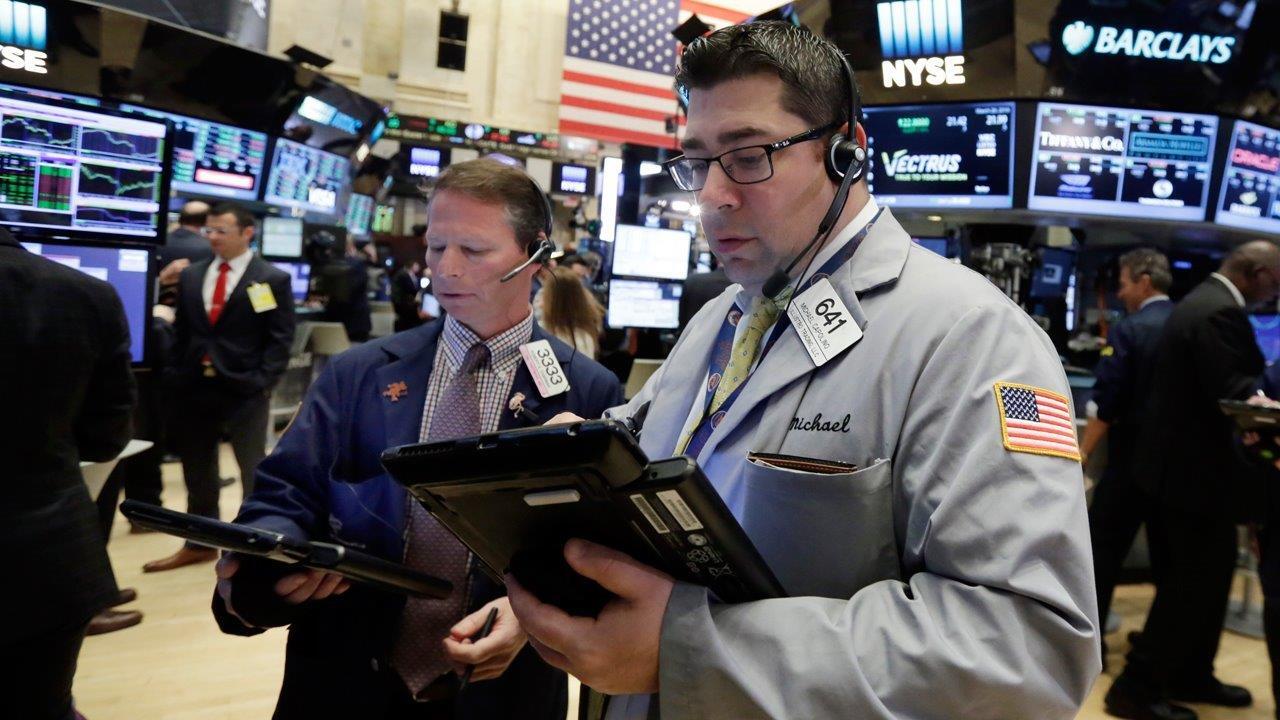 Wall Street on track for first winning month of '16