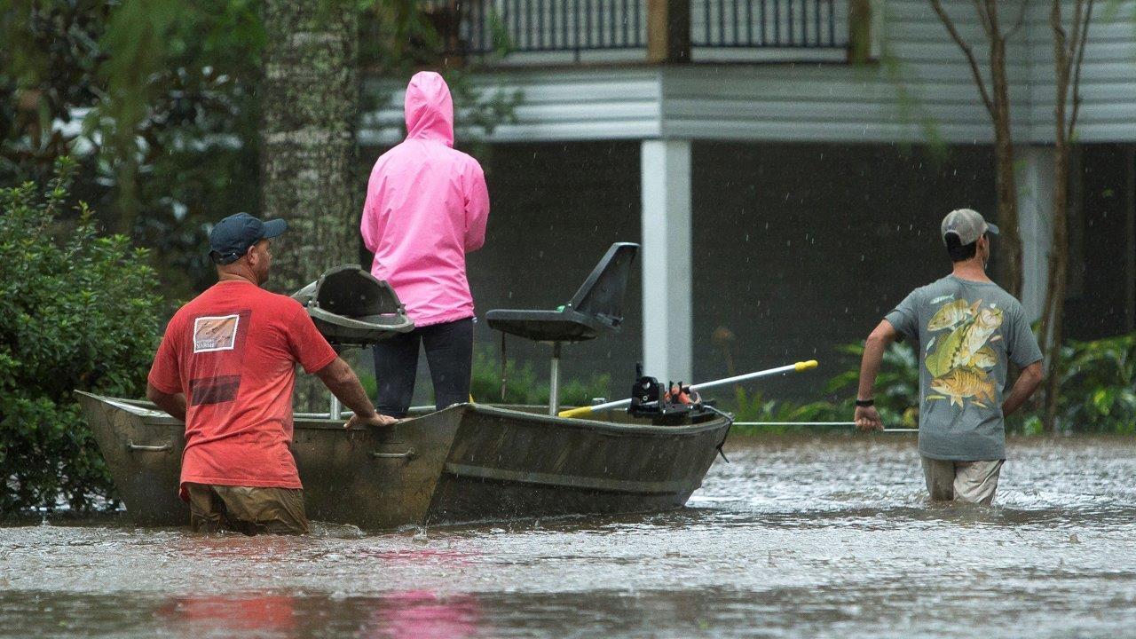 Harvey makes landfall in Louisiana