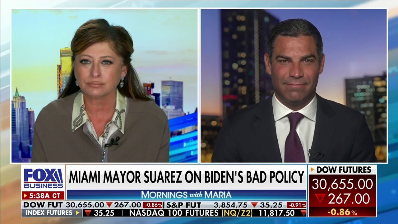 Miami Mayor Francis Suarez slams President Biden for dividing Americans and discusses Miami’s economic success, immigration.