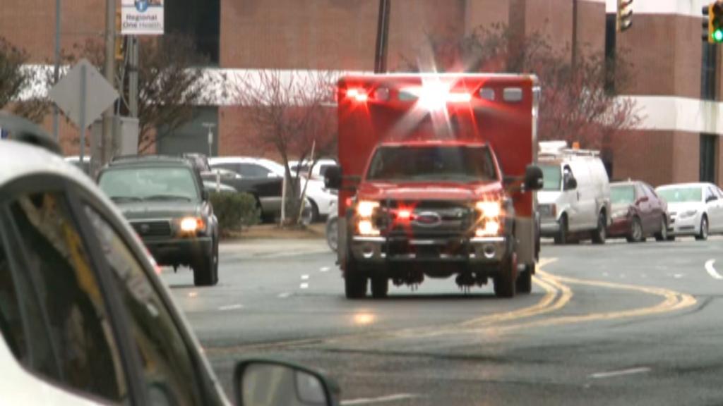 Ambulance arrives at hospital in Memphis 