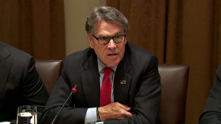 Energy Secretary Rick Perry to resign