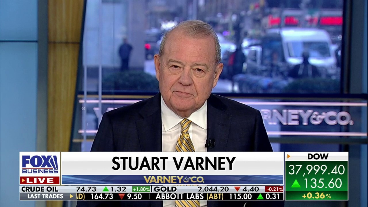Varney & Co. host Stuart Varney compares Trump's energy level to Biden's frailty as the candidates head towards a presidential election rematch.
