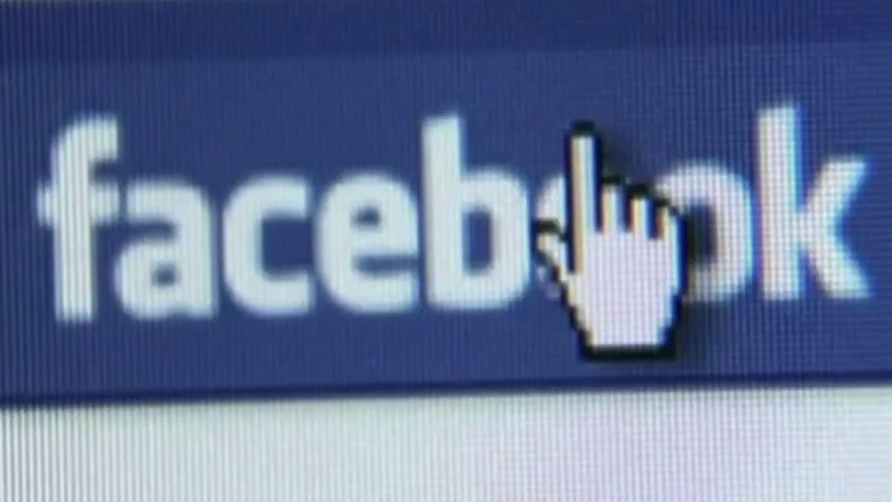 Facebook facing flack over censoring posts 