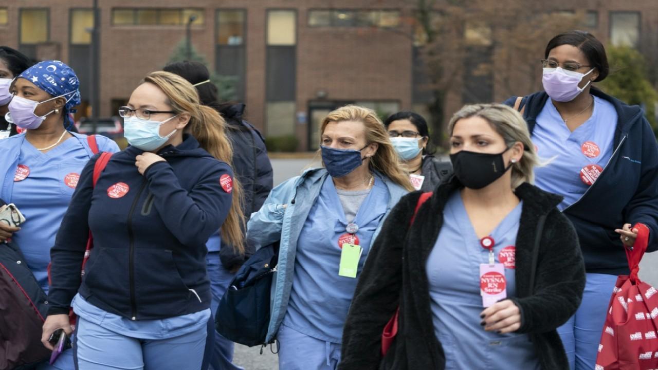 Masks don't block coronavirus from getting through: Alex Berenson
