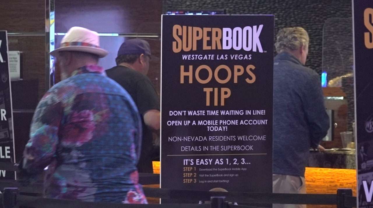 Basketball fans are flocking to the Strip to cash in on the tourney