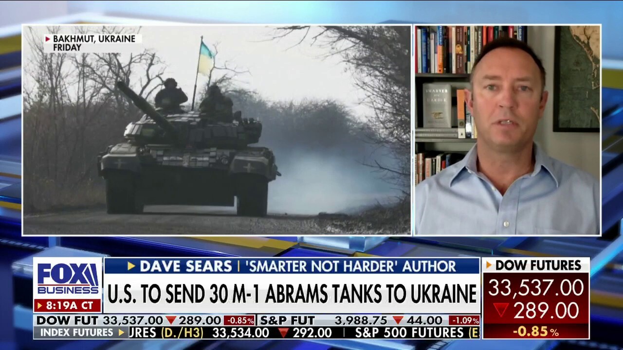 Retired Navy SEAL Commander David Sears discusses whether the U.S. and Germany sending tanks to Ukraine is a turning point in the war against Russia on 'Varney & Co.'