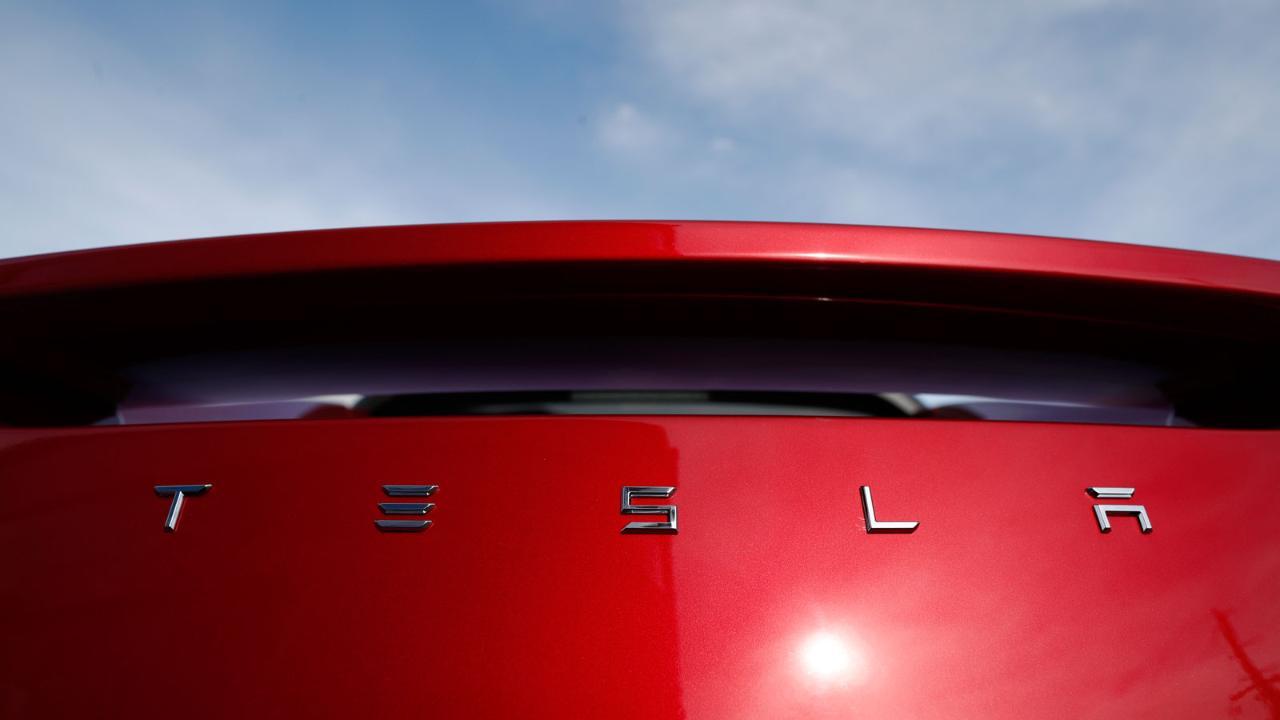Tesla is not mature enough to be a public company: T.J. Rodgers
