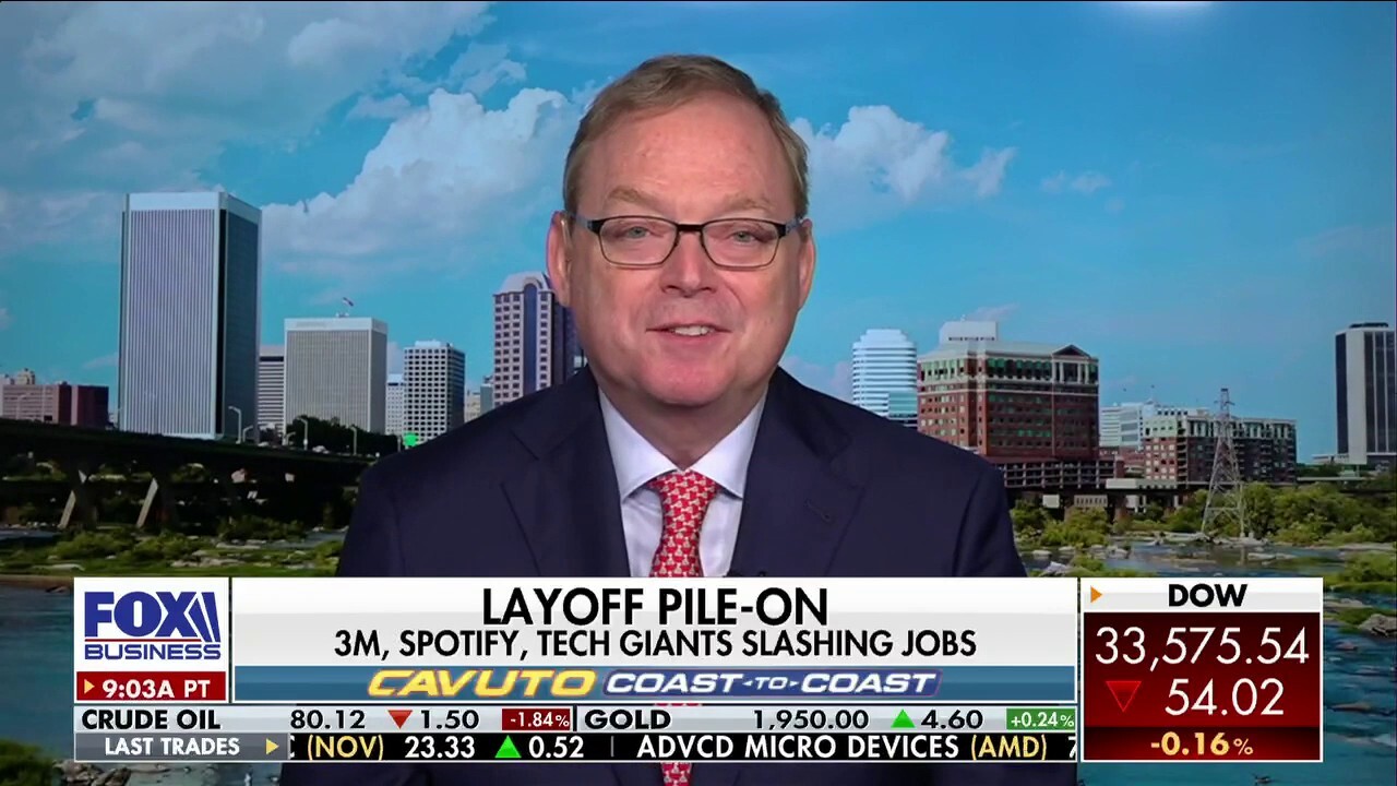 Former Council of Economic Advisers Chairman Kevin Hassett reacts to some Big Tech giants slashing jobs, telling 'Cavuto: Coast to Coast' data indicates the economy is heading towards a recession. 