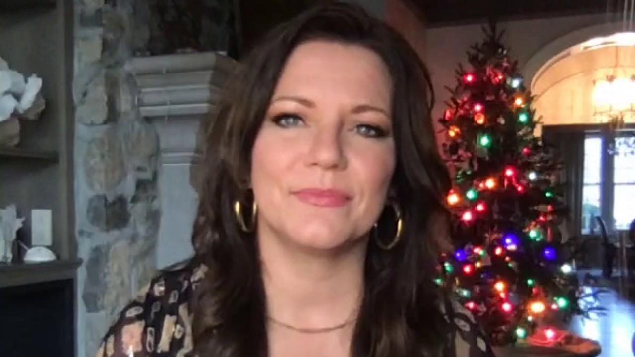 Country music star Martina McBride teams up with Red Cross