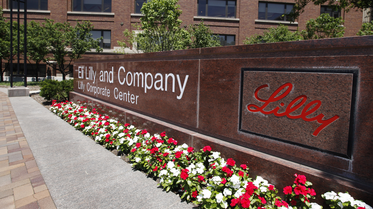 Eli Lilly shares plunge as Alzheimer’s drug fails trial