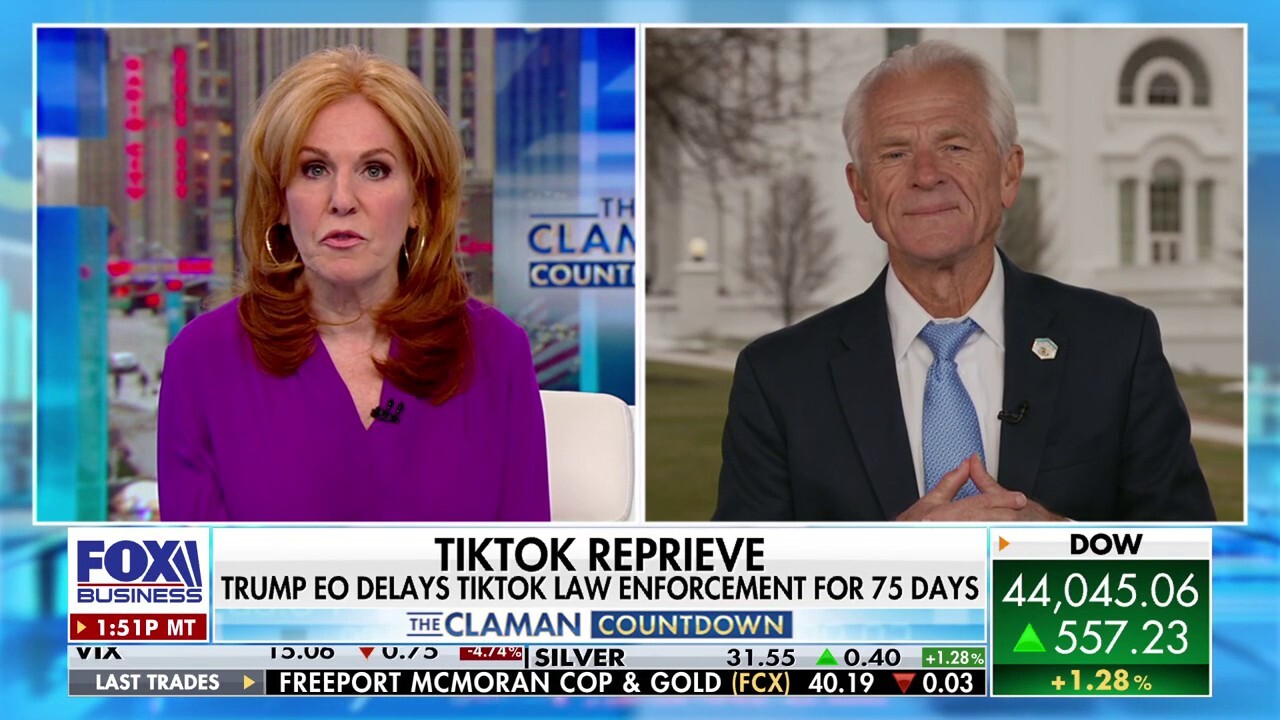  Trump senior advisor for trade and manufacturing Peter Navarro discusses the battle over TikTok and bringing 'prosperity' to the U.S. on 'The Claman Countdown.'