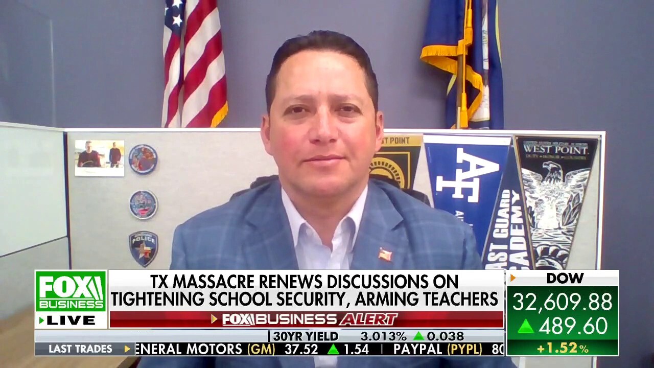 Rep. Tony Gonzales provides perspective on the Texas school shooting amid the heated debate over gun control policies on 'Cavuto: Coast to Coast.'