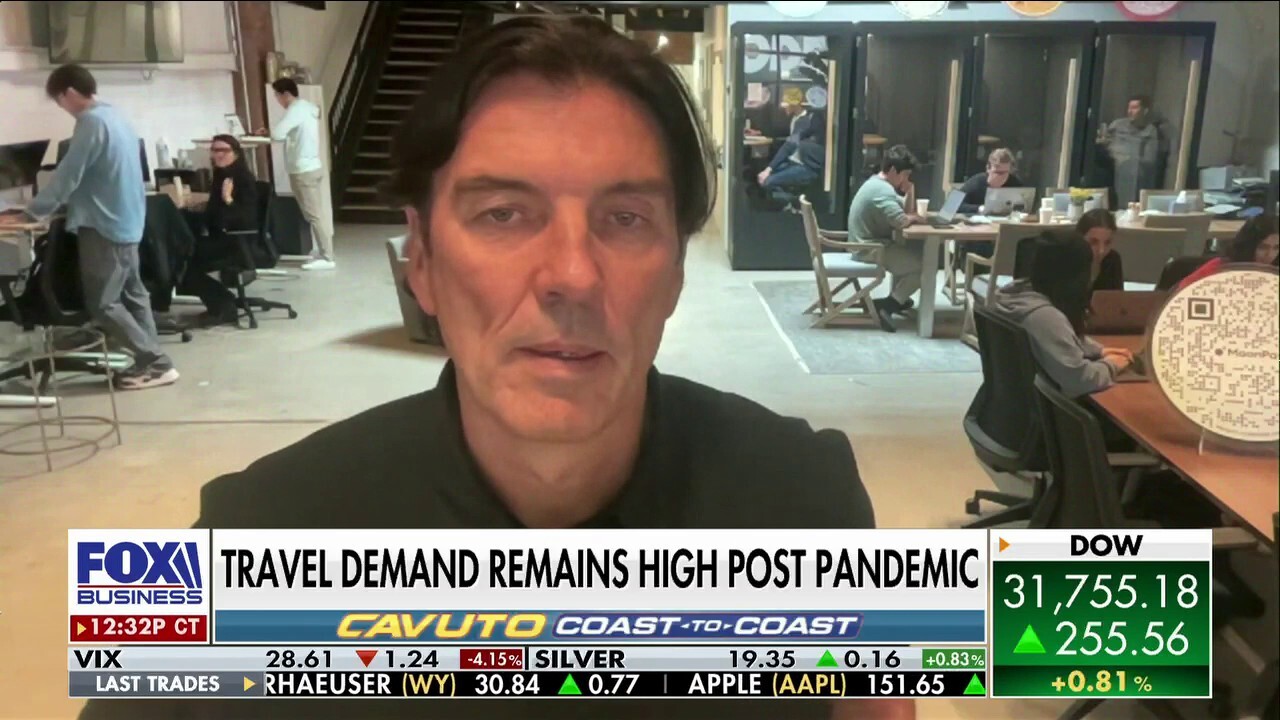 Flowcode founder and CEO Tim Armstrong assesses the global tech market, telling 'Cavuto: Coast to Coast' this time reminds him of the post-dotcom bubble.