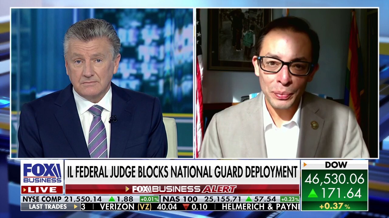 Democratic Chicago Alderman Raymond Lopez joins ‘Varney & Co.’ to discuss an Illinois federal judge’s decision to block President Trump’s deployment of the National Guard to the state.