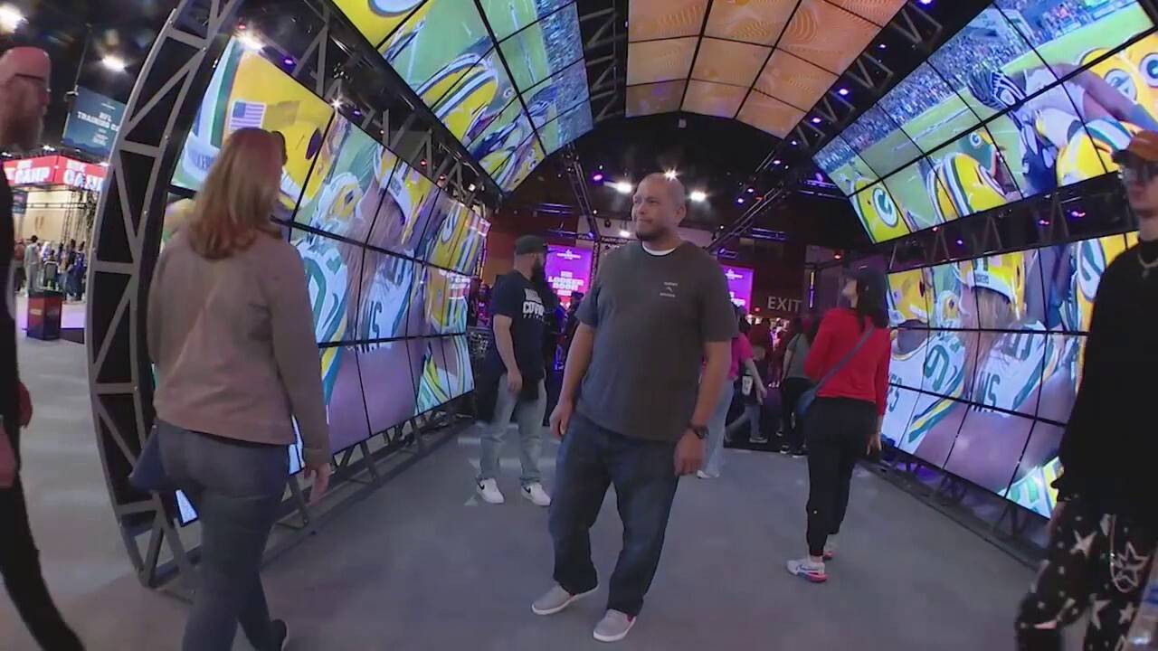 Super Bowl Experience attendees react to $100K theft
