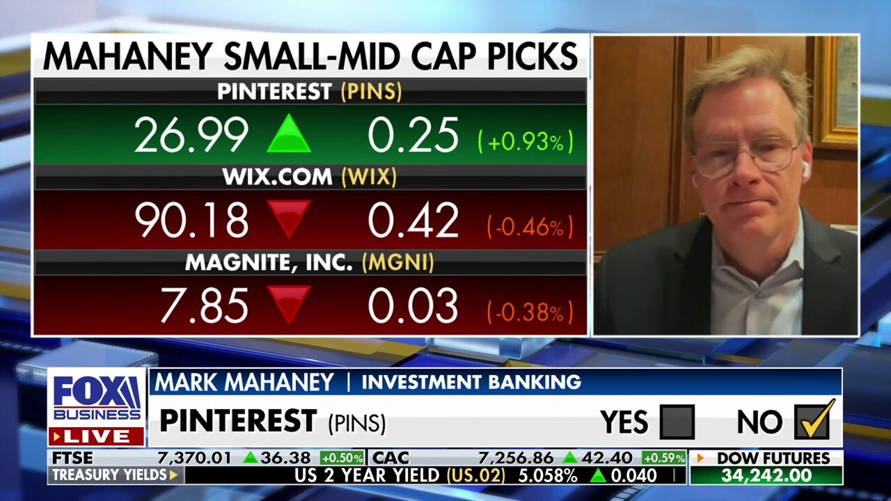 I'm looking for diversification in the market: Mark Mahaney 