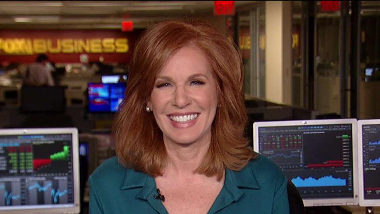 Liz Claman receives honor from Building Homes for Heroes organization