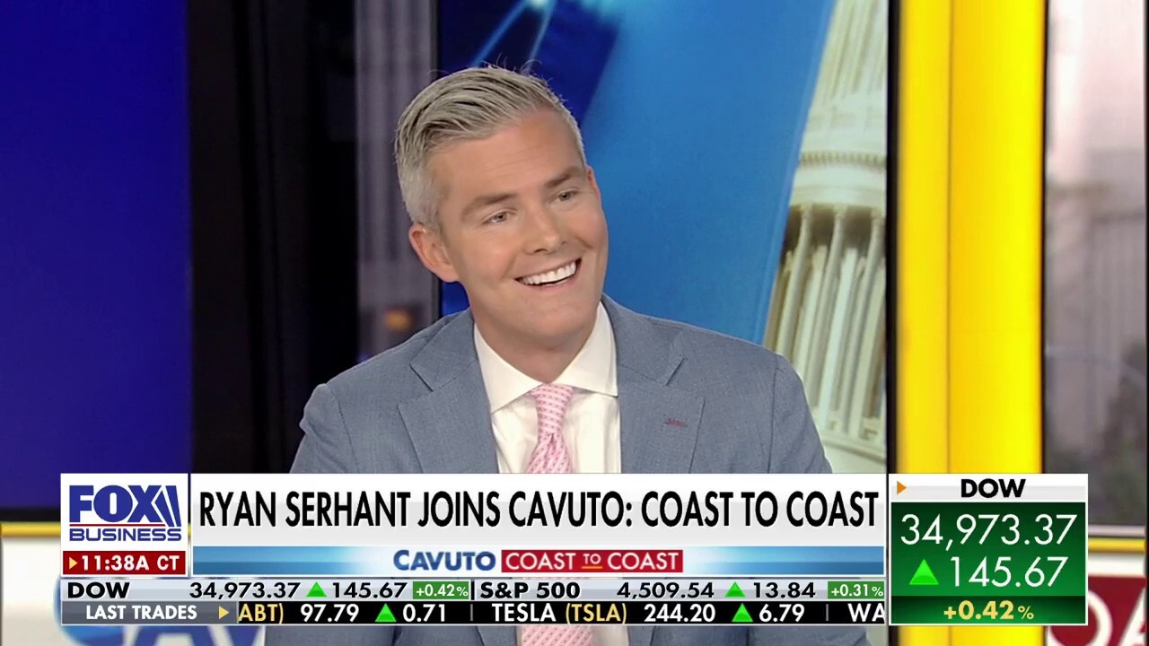 Real estate market coming back from 'a soft crash': Ryan Serhant