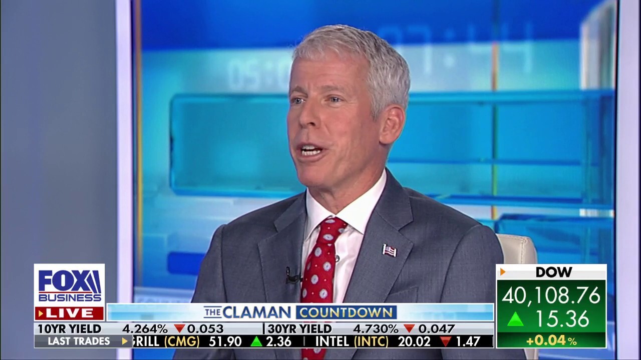 U.S. Energy Secretary Chris Wright unpacks the fast track of gas and mineral projects on 'The Claman Countdown.'