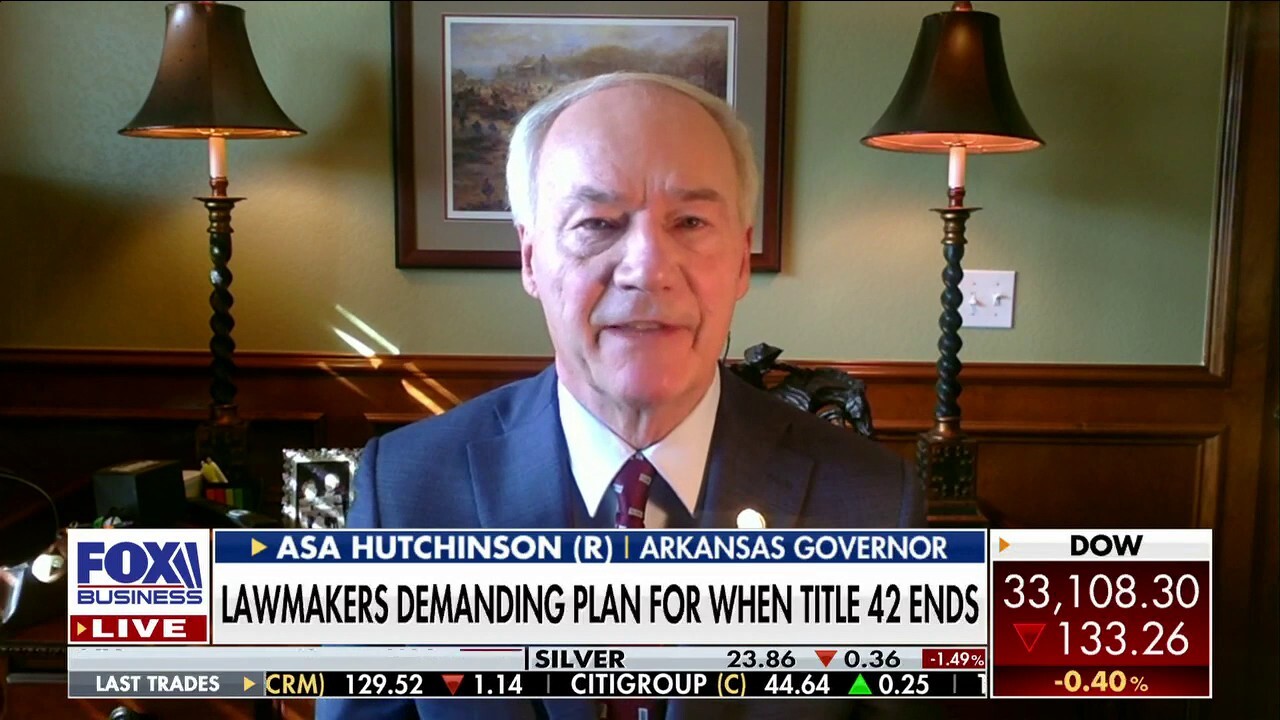 SCOTUS taking border crisis 'more seriously' than Biden admin: Gov. Hutchison