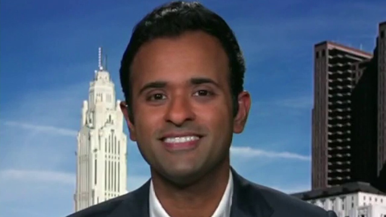 Strive founder Vivek Ramaswamy discusses Paypal's new 'misinformation' policy and the threat of China invading Taiwan on 'Varney & Co.'