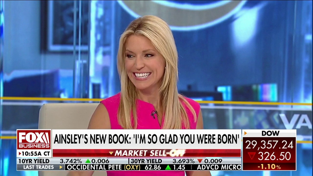 Ainsley Earhardt shares meaning behind new children's book, 'I'm So Glad You Were Born'