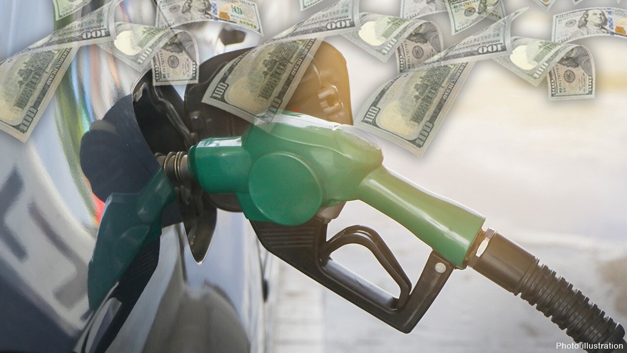 FOX Business' Jeff Flock reports on record-high gas prices. 