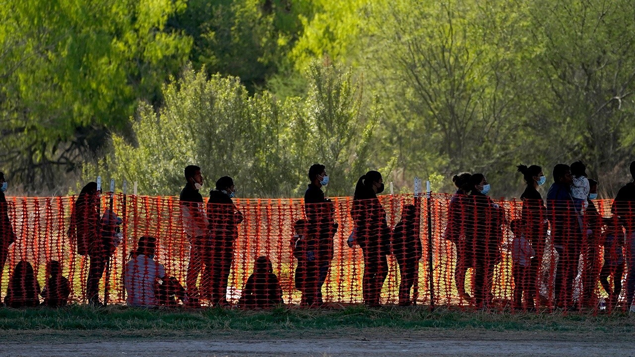 HHS requesting to house migrant children at 2 Texas bases a 'bad idea’: Rep. Williams