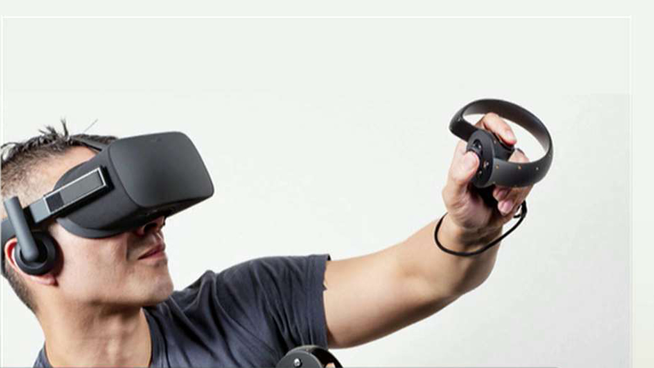 Virtual reality headset Oculus Rift showing early flaw signs