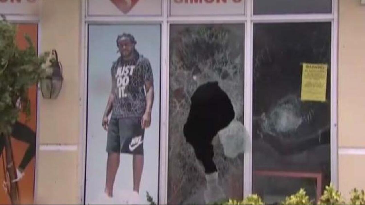Irma looters wreak havoc in Miami