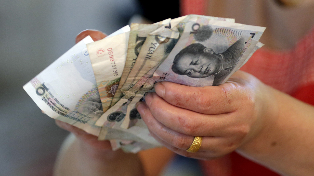 How China's currency manipulation could be dangerous to the global economy